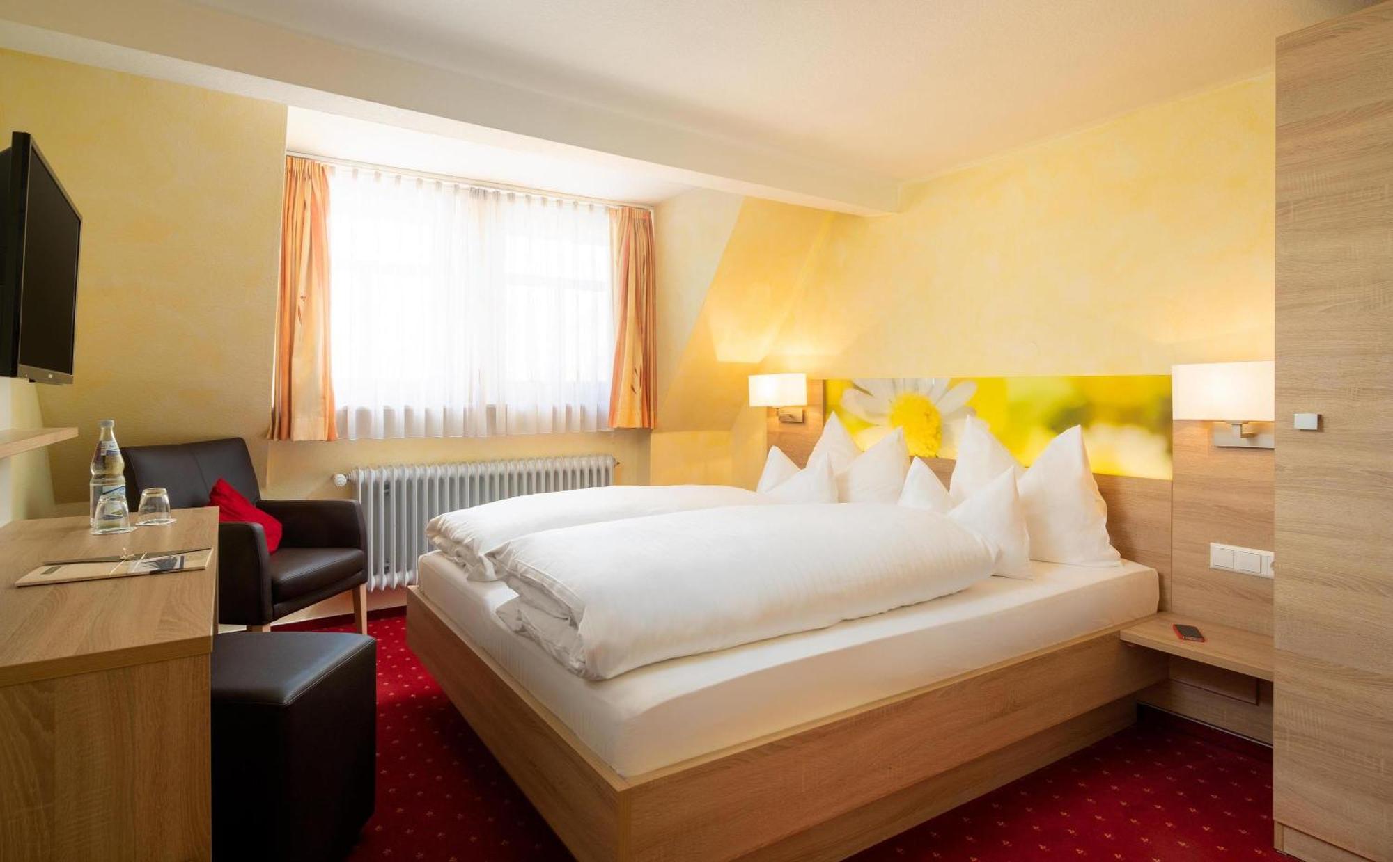 Hotel & Restaurant Post Laichingen Dış mekan fotoğraf