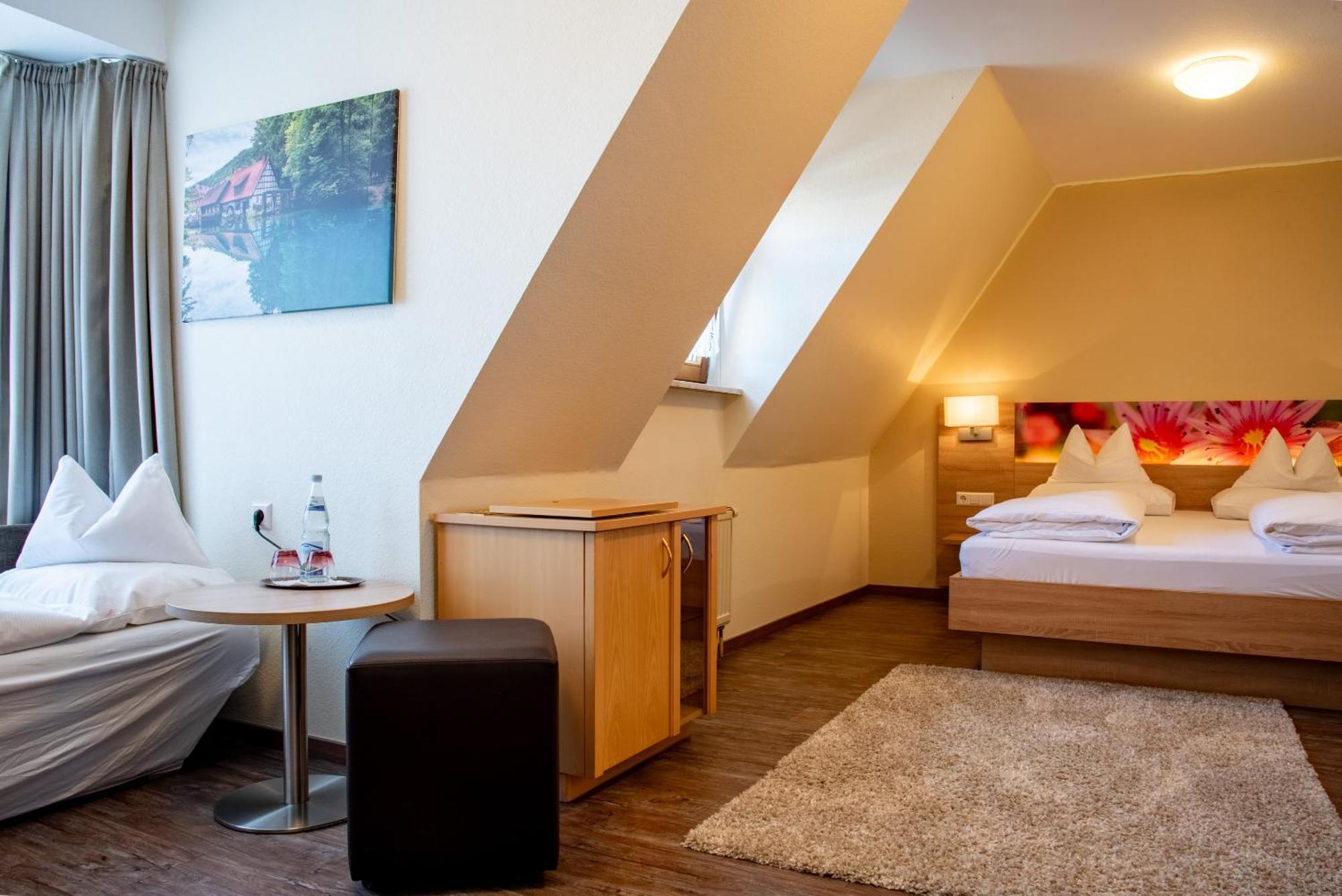 Hotel & Restaurant Post Laichingen Dış mekan fotoğraf